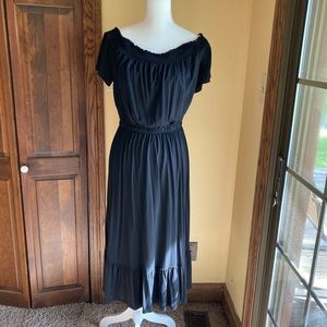 NWOT stretch knit off the shoulder black maxi dress from Old Navy Luxe. Size L.